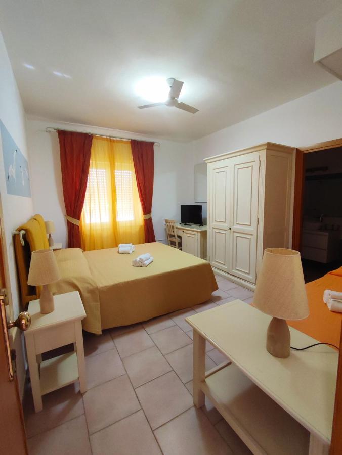 A.I.R. Hotel Gabbiano Isola Rossa Eksteriør billede