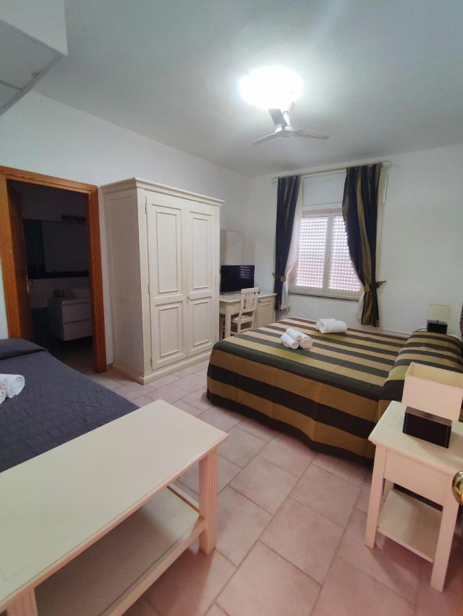 A.I.R. Hotel Gabbiano Isola Rossa Eksteriør billede